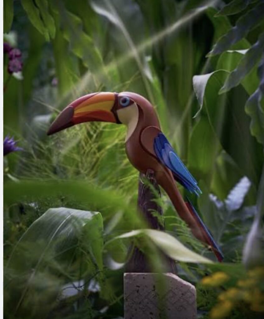 Maison Cluizel — Évasion Tropicale
Ce toucan coloré invite à un voyage sensoriel, mêlant caramel blond, vanille et cacao légèrement épicé. Une création équilibrée, à la fois douce et expressive.
Prix : 120 €