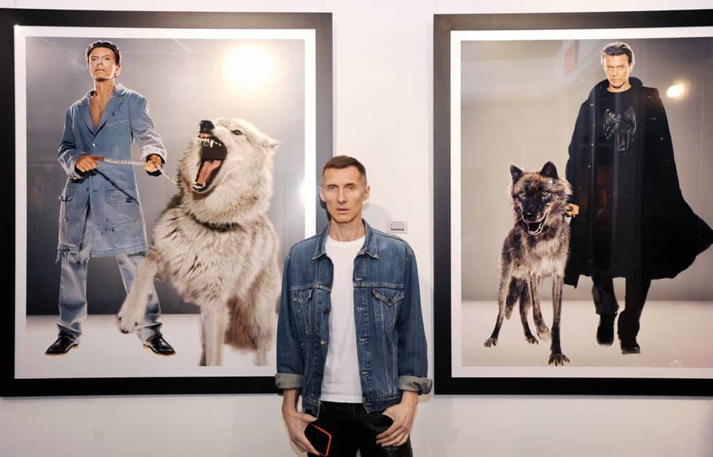 Le photographe Markus Klinko ne shoote pas les stars pour documenter leur notoriété.