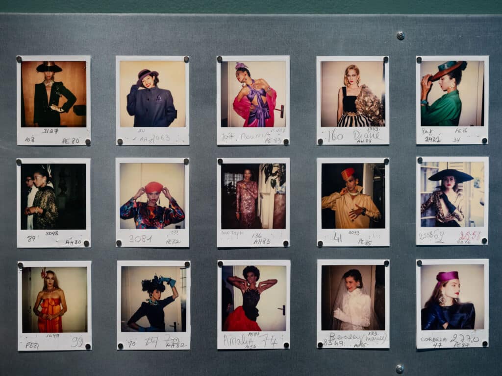 Polaroids pris par l'équipe de la maison de couture © All rights reserved © Yves Saint
Laurent