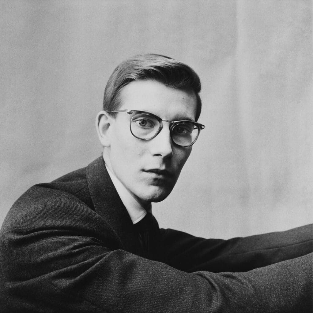 Irving Penn, Yves Saint Laurent, Paris, 1957 © The Irving Penn Foundation