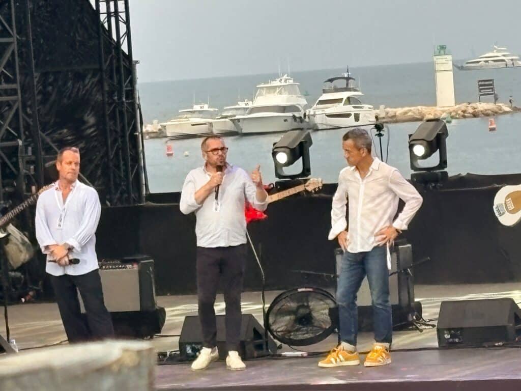 Festival Jazz à Juan, le trio programmateur de Jazz à Juan : Reno DiMatteo, Pascal Pilorget et Jean Noel Ginibre, Photo Robert Yvon.